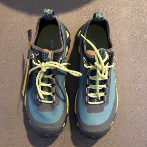 Women’s Eddie Bauer DKTEAL TERRANGE Hiking Shoes